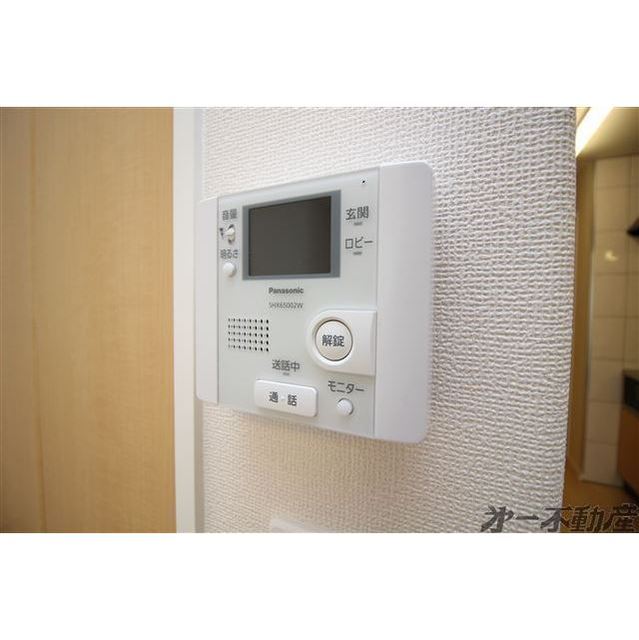 セキュリティ　モニター付きインターホン