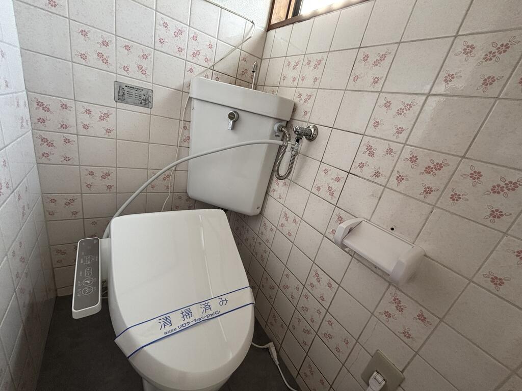 芝下戸建のトイレ写真