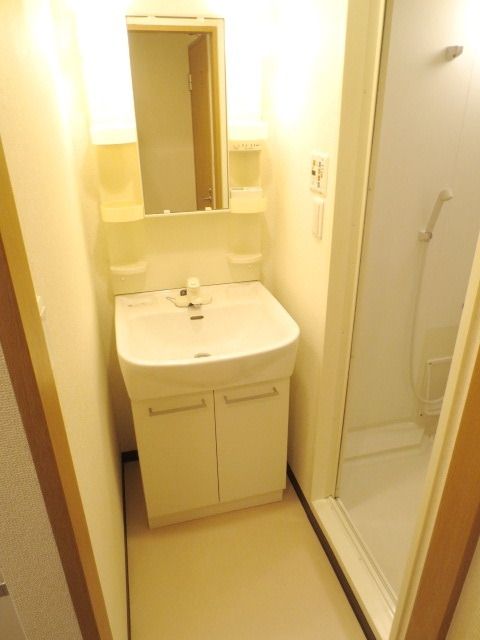 洗面設備　別部屋参考写真
