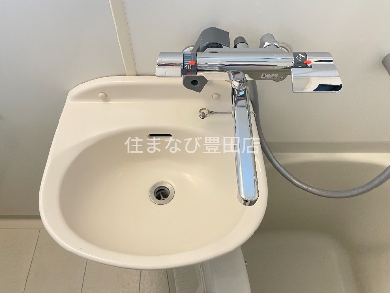 洗面設備　同型タイプ