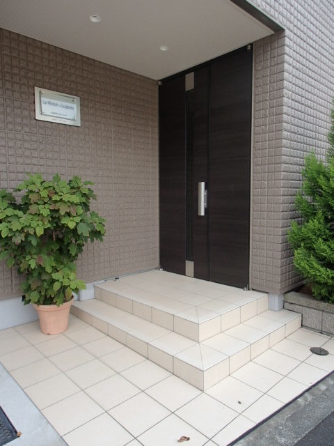エントランス　★エントランス★