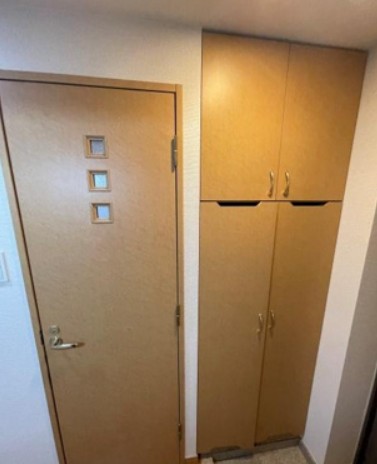 ルーブル早稲田弐番館の玄関写真