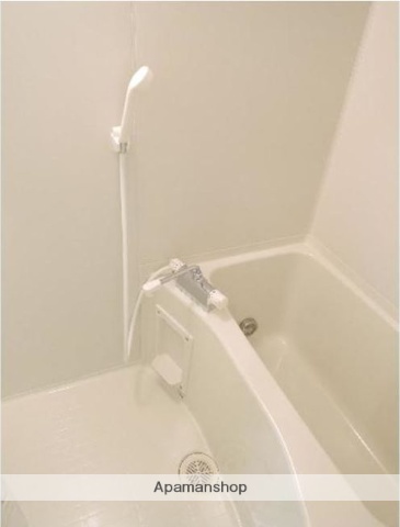 ＪＲ東海道本線 大船駅 徒歩12分 3階建 築20年の風呂写真