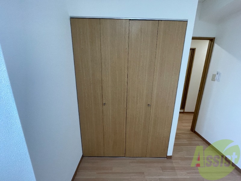 収納　収納です。大きくてたくさん入る収納になっております。