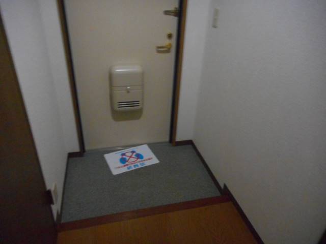 フォンティーヌ和泉の玄関写真