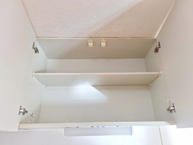 キッチン　キッチン吊戸棚
