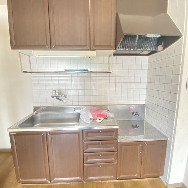SUNNY COURT MARUTAKA 2のキッチン写真