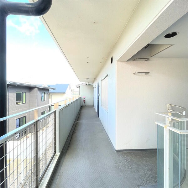 SUNNY COURT MARUTAKA 2の玄関写真