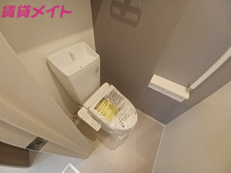 トイレ　同型タイプ画像