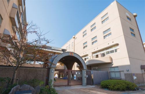 小学校　神戸市立だいち小学校（小学校）まで313m