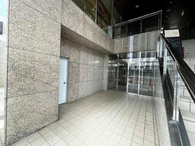 エントランス　エントランス部分