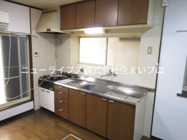 京阪本線 寝屋川市駅 徒歩16分 3階建 築36年のキッチン写真