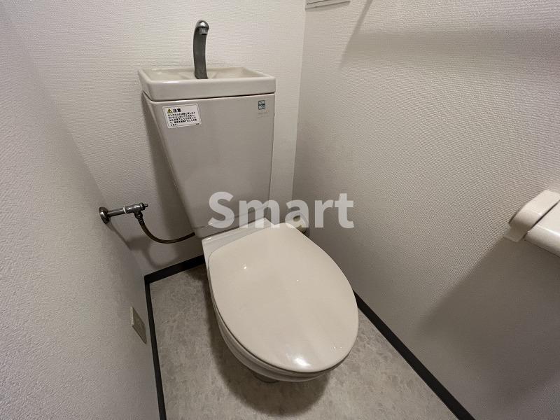 ＪＲ中央線 中野駅 徒歩9分 7階建 築26年のトイレ写真