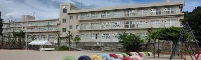 小学校　宝塚市立西山小学校（小学校）まで1809m
