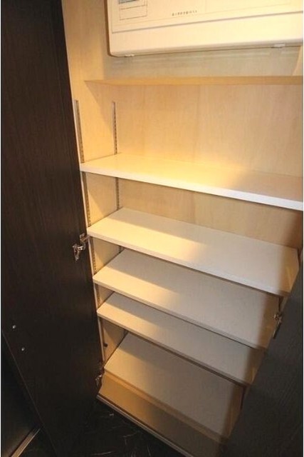 収納　玄関収納あります