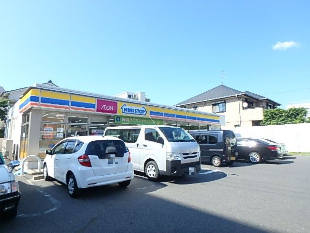 コンビニ　ミニストップ（コンビニ）まで90m