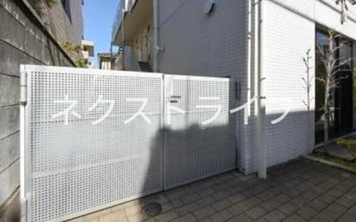 東京メトロ丸ノ内線 新中野駅 徒歩7分 3階建 築13年の外観写真