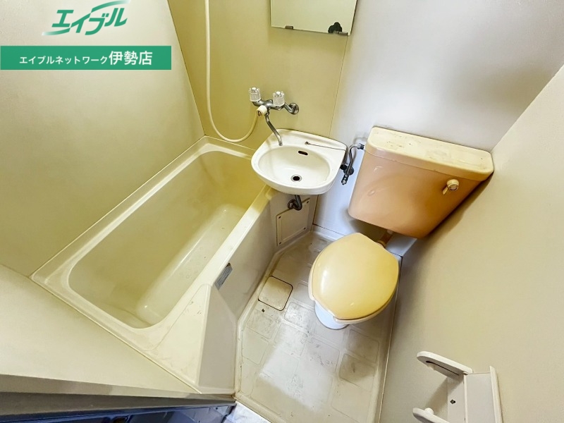 バス・シャワールーム　別部屋参考写真です