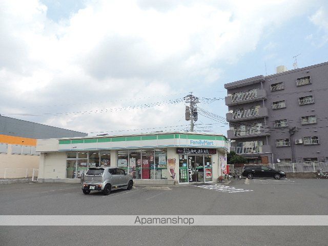 コンビニ　ファミリーマート八幡御開店（コンビニ）まで372m