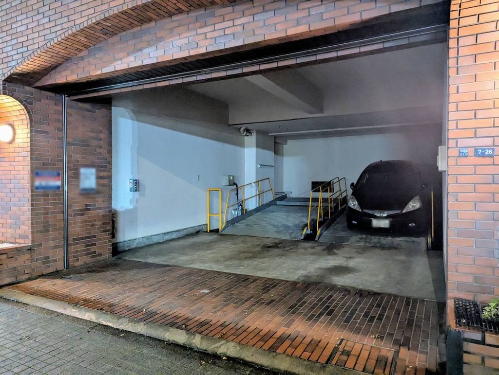 駐車場　駐車場１台募集有り