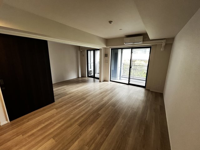 居室・リビング　LD12帖