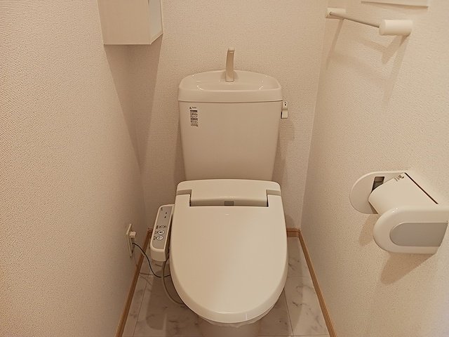 トイレ　ゆったりとした空間のトイレです