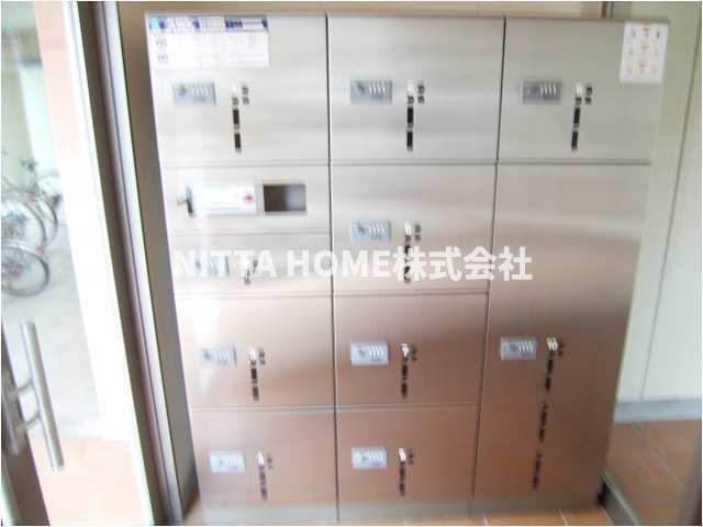 その他共有部分　宅配ＢＯＸがついていて荷物の受け取りに便利です◎