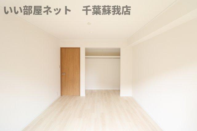 その他部屋・スペース　落ち着いて過ごせるお部屋なので、寝室にいかがでしょうか