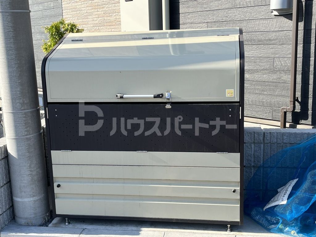 サニークレメント八潮の外観写真