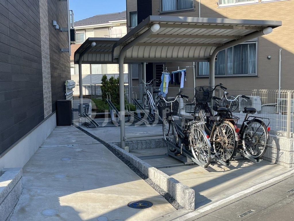 サニークレメント八潮の外観写真