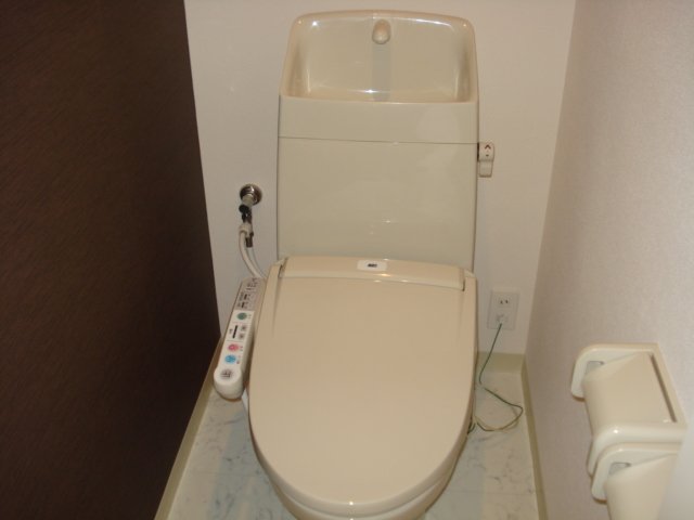トイレ　シャワー付トイレ