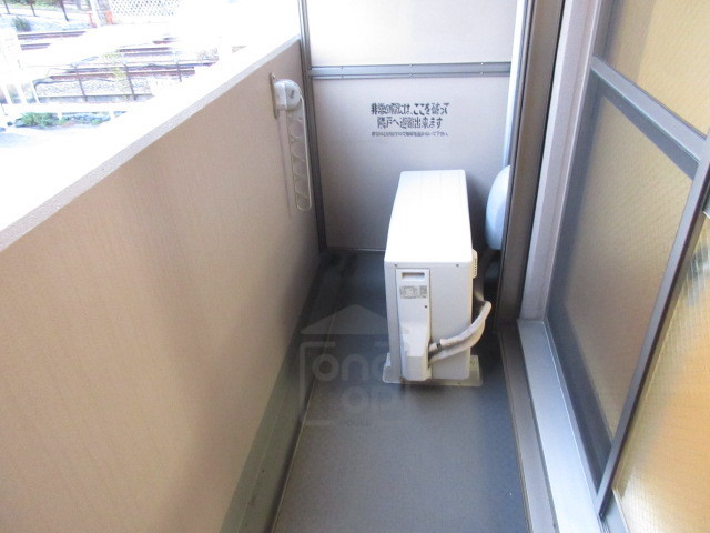 ＪＲおおさか東線 南吹田駅 徒歩3分 3階建 築20年の内装写真
