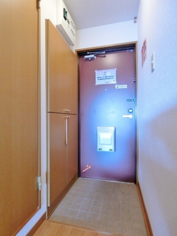 玄関　図面と現状に相違がある場合には現状を優先