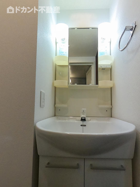 スカイコート池袋西壱番館の内装写真