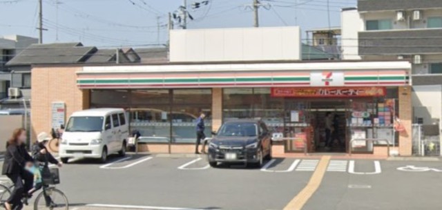 コンビニ　セブンイレブン　吹田泉町2丁目店（コンビニ）まで222m