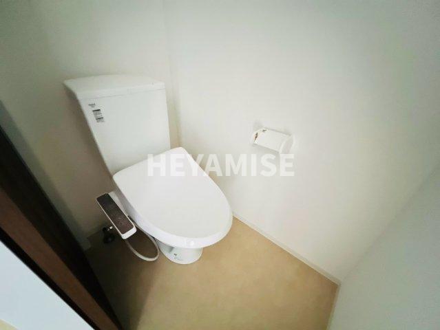 トイレ　※同物件別号室の写真です※現況を優先します