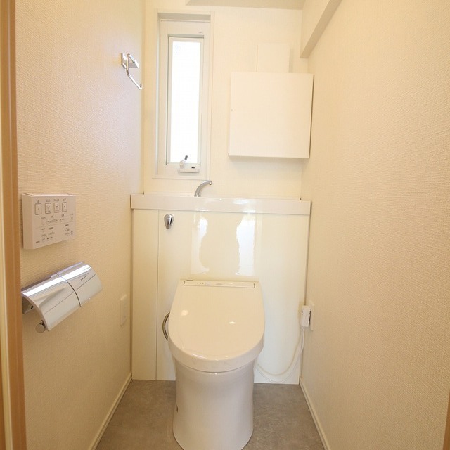 かみかわB12-8戸建のトイレ写真