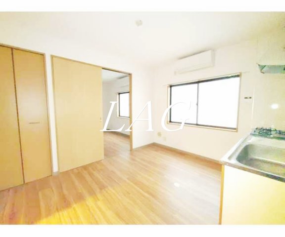 居室・リビング　洋室のお部屋です。