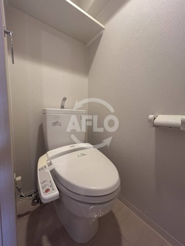 トイレ　レフィーナカルム江坂　トイレ