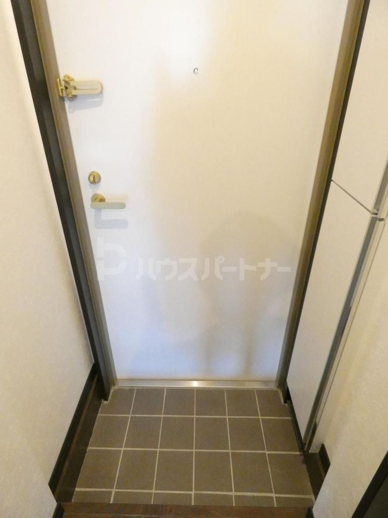 玄関　設備