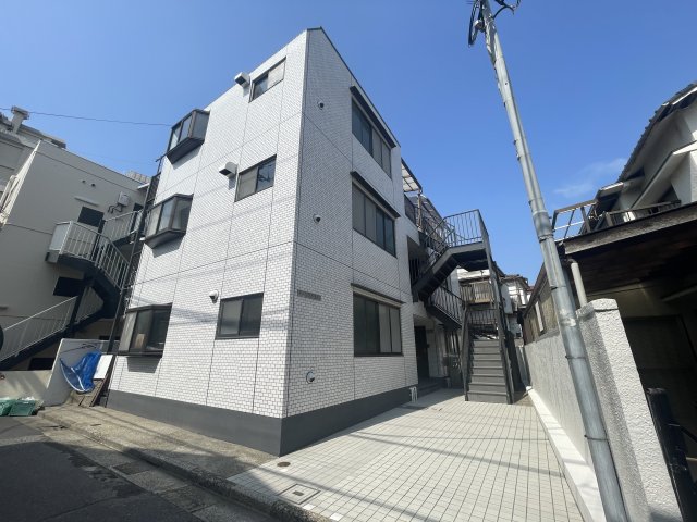 フローレス五反野の外観写真