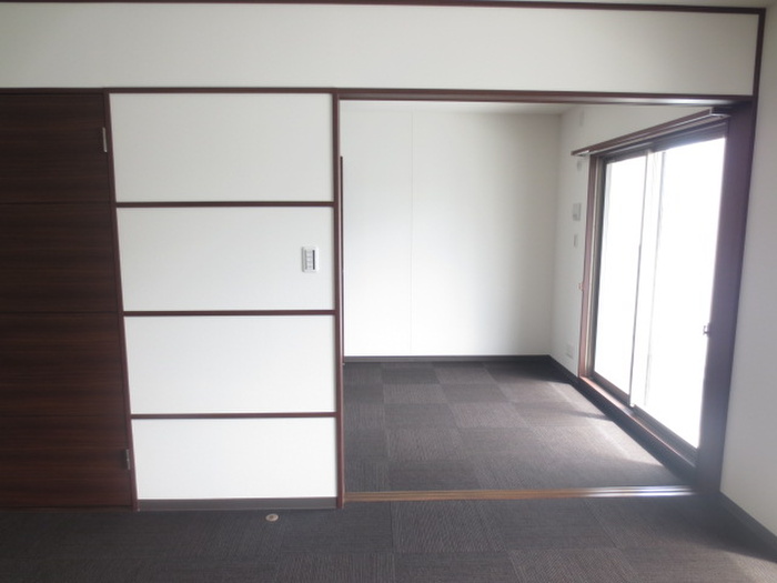 地下鉄桜通線 神沢駅 徒歩8分 2階建 築11年の居間写真