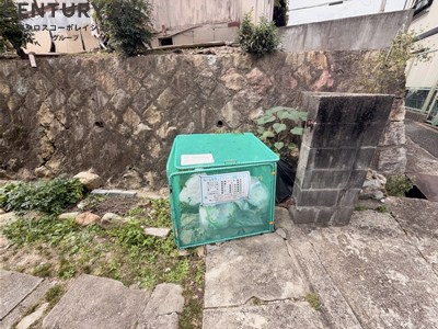 宝塚南口コーポA棟の外観写真