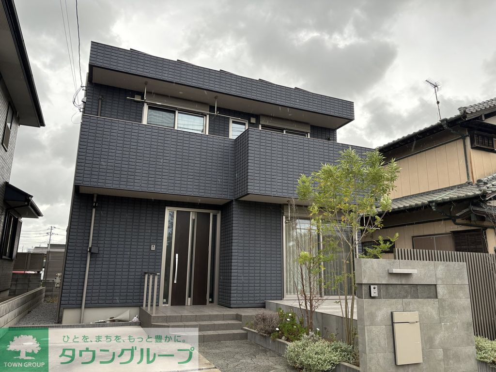市原五井中央東ヘーベルハウスの玄関写真