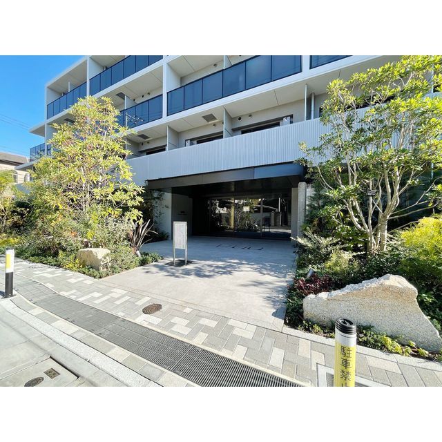 エントランス　毎日の通勤通学にも便利なエントランス☆