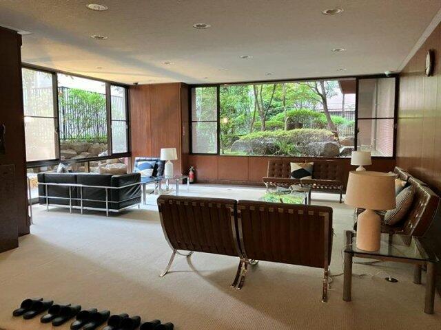 ＪＲ山手線 渋谷駅 徒歩6分 8階建 築47年の外観写真