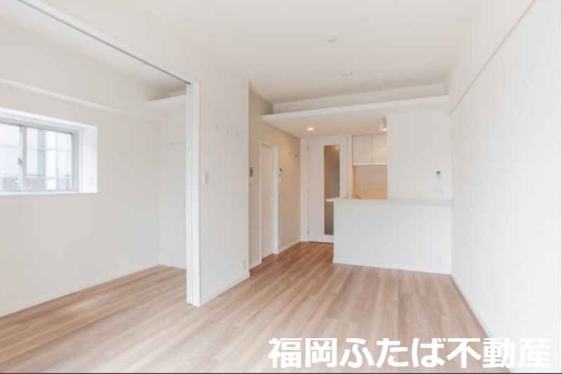コモテリア渡辺通の居間写真