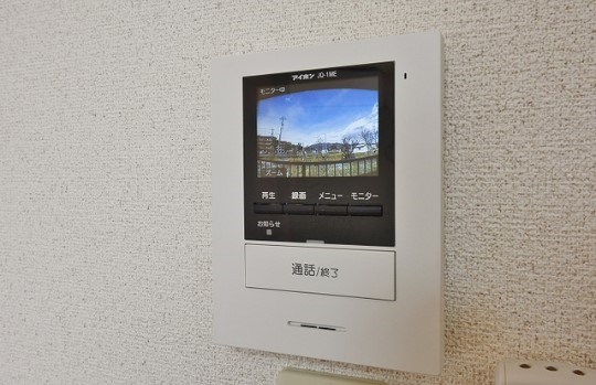 セキュリティ　モニター付きインターホン