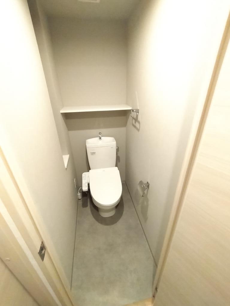 トイレ　★温水洗浄便座付きにより寒い冬もうれしいです(^▽^)★
