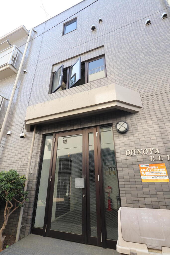 玄関　1階共用部分